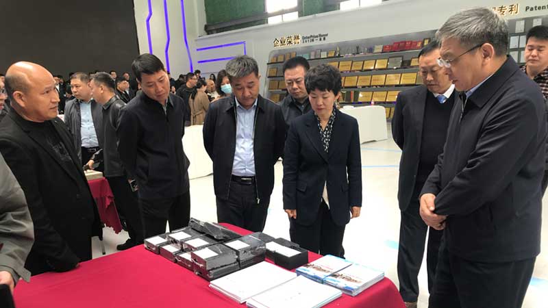 焦作綠色建筑建材產(chǎn)業(yè)聯(lián)盟成立暨供需對(duì)接大會(huì)召開(kāi)-1